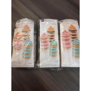 New Wilton Treat Pops Mold Set of 16